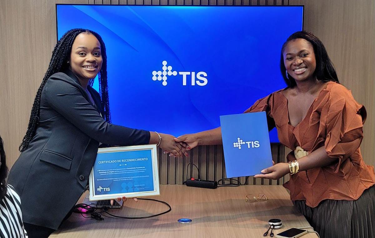 Acordo Fortalece Presença Feminina no Acesso às Tecnologias em Angola